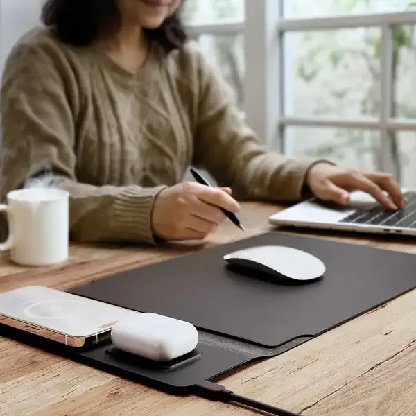 charging laptop sleeve used as portable desk mat workspace
